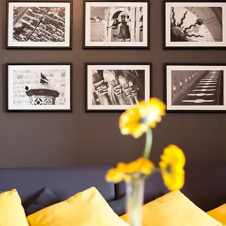 Διαμέρισμα Two Bedroom With Sea View & Balcony Ντουμπρόβνικ