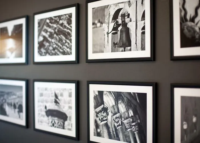 Two Bedroom With Sea View & Balcony Apartmán