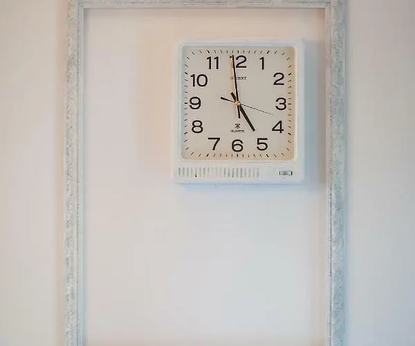 Two Bedroom With Sea View & Balcony Apartamento *